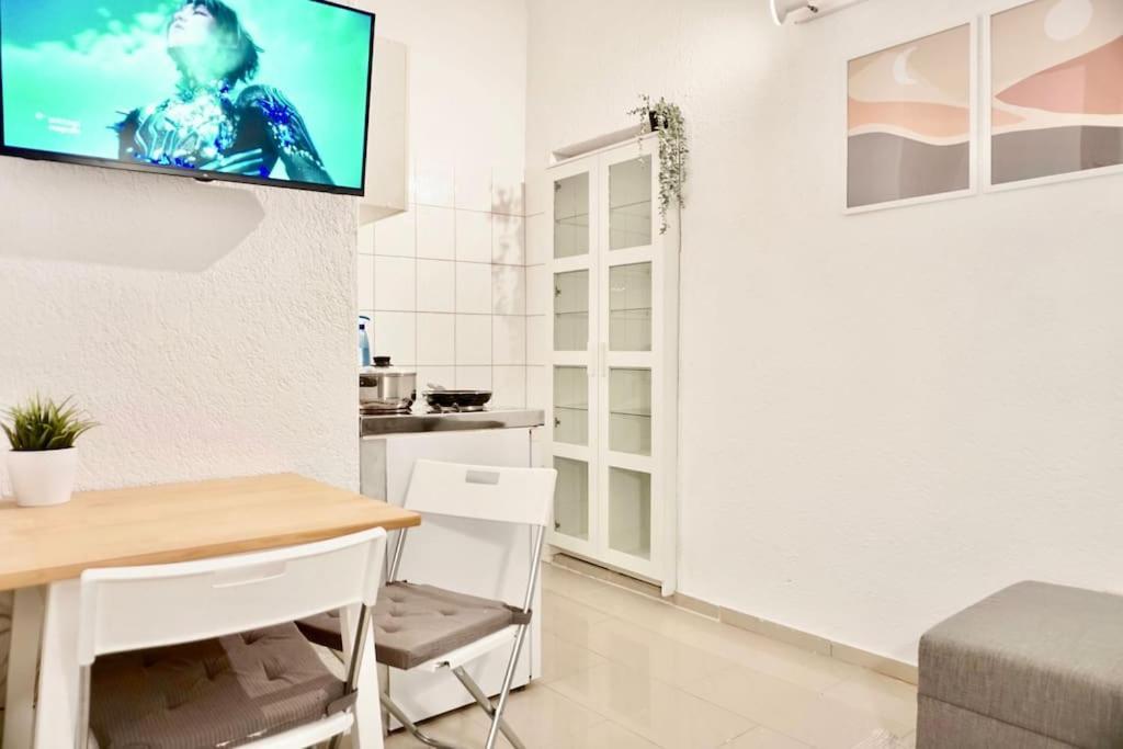 Gemutliches Kleines Studio-Apartment In Top Lage Nahe Karlsruhe Innenstadt Mit Klimaanlage Exteriör bild